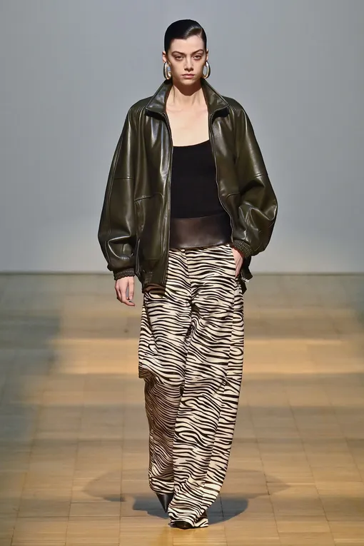 zebra desenli pantolon